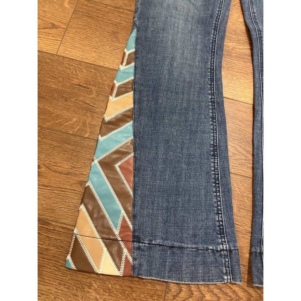 Women's Flare Jeans with Multicolor Chevron Design - Picture 5 of 16